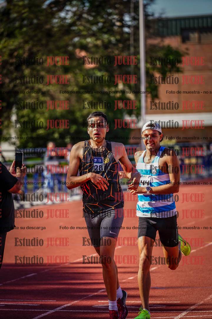 Fotos de los 1500 m llanos de varones