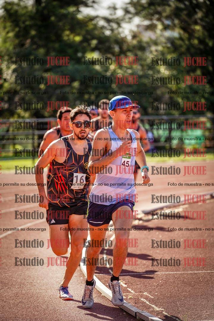 Fotos de los 1500 m llanos de varones