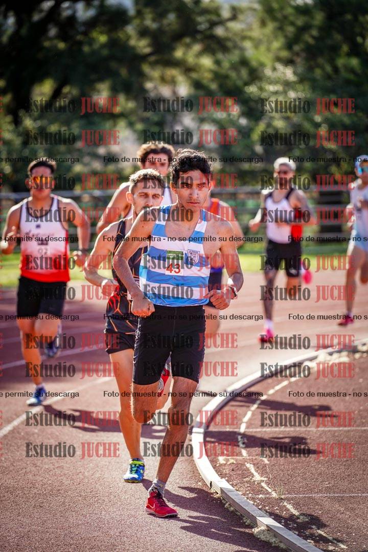 Fotos de los 1500 m llanos de varones