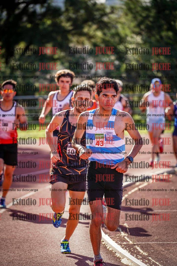 Fotos de los 1500 m llanos de varones