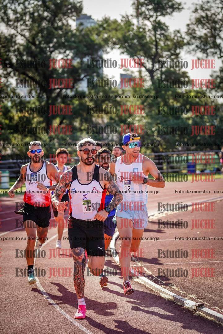 Fotos de los 1500 m llanos de varones