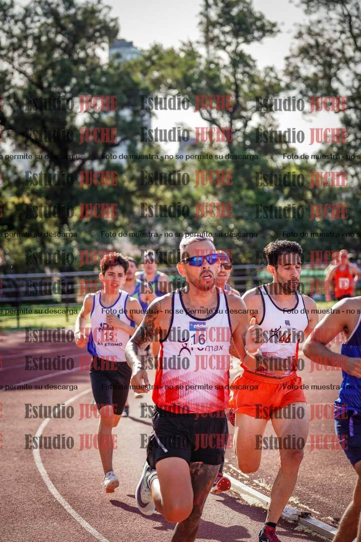 Fotos de los 1500 m llanos de varones