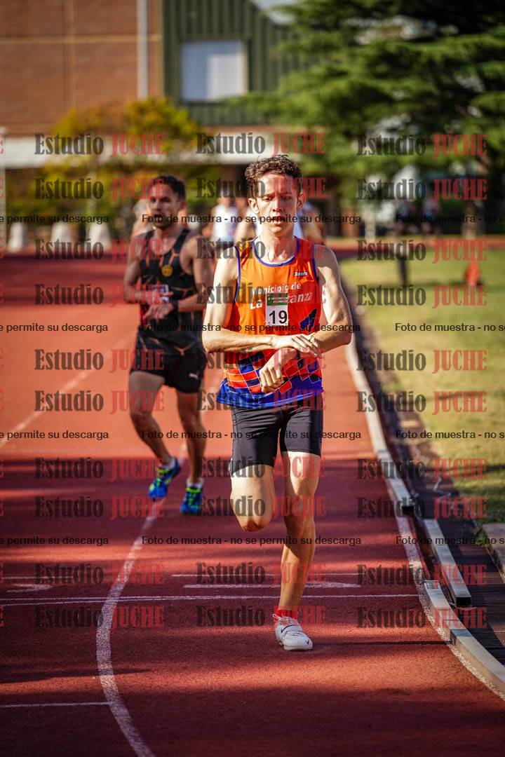 Fotos de los 1500 m llanos de varones