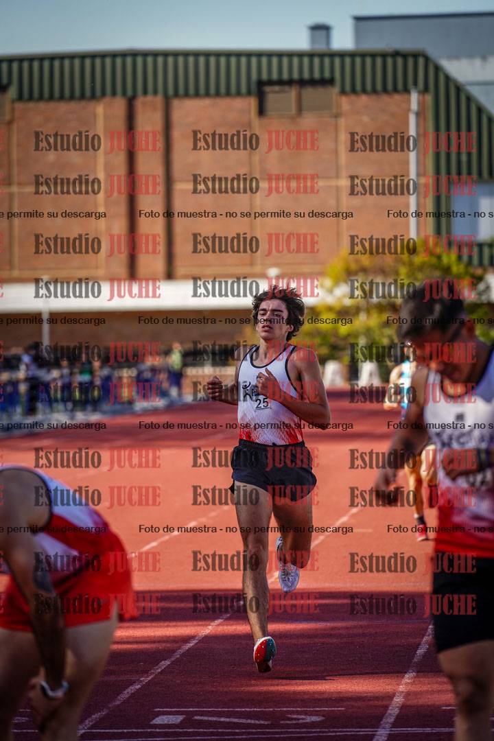 Fotos de los 1500 m llanos de varones