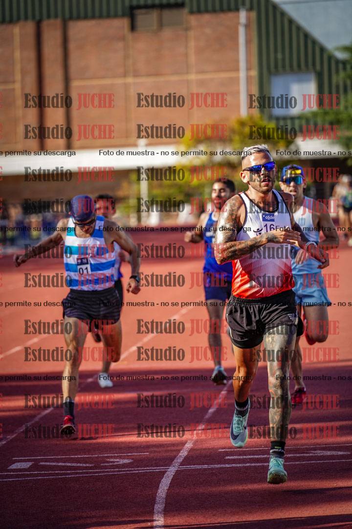 Fotos de los 1500 m llanos de varones