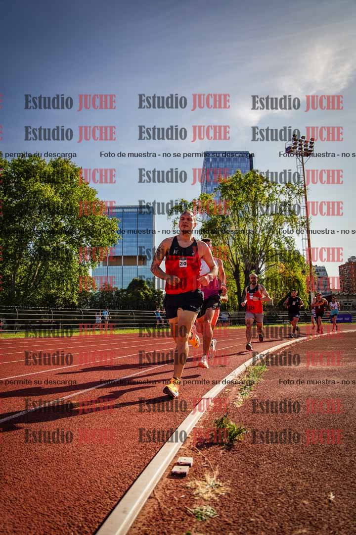 Fotos de los 1500 m llanos de varones