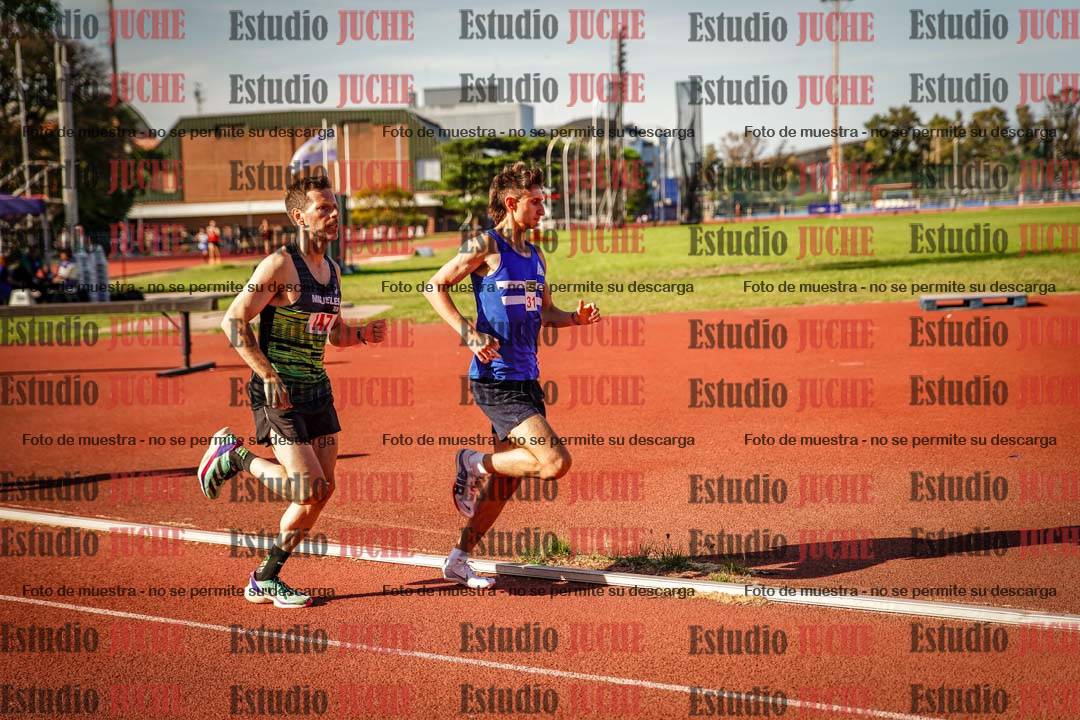 Fotos de los 1500 m llanos de varones