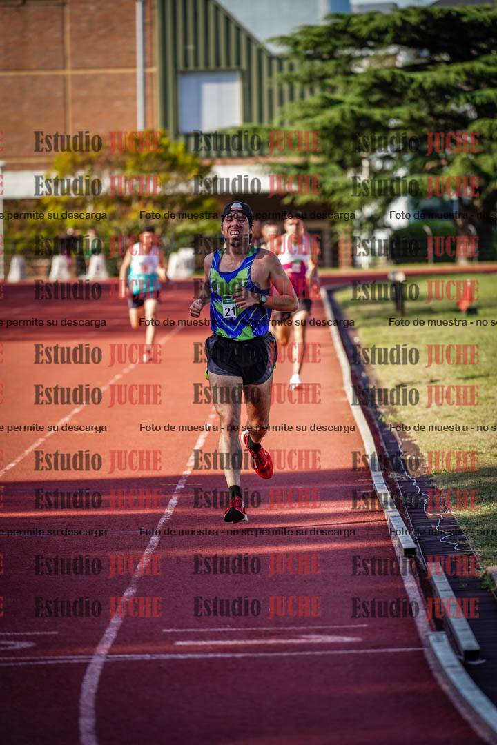 Fotos de los 1500 m llanos de varones