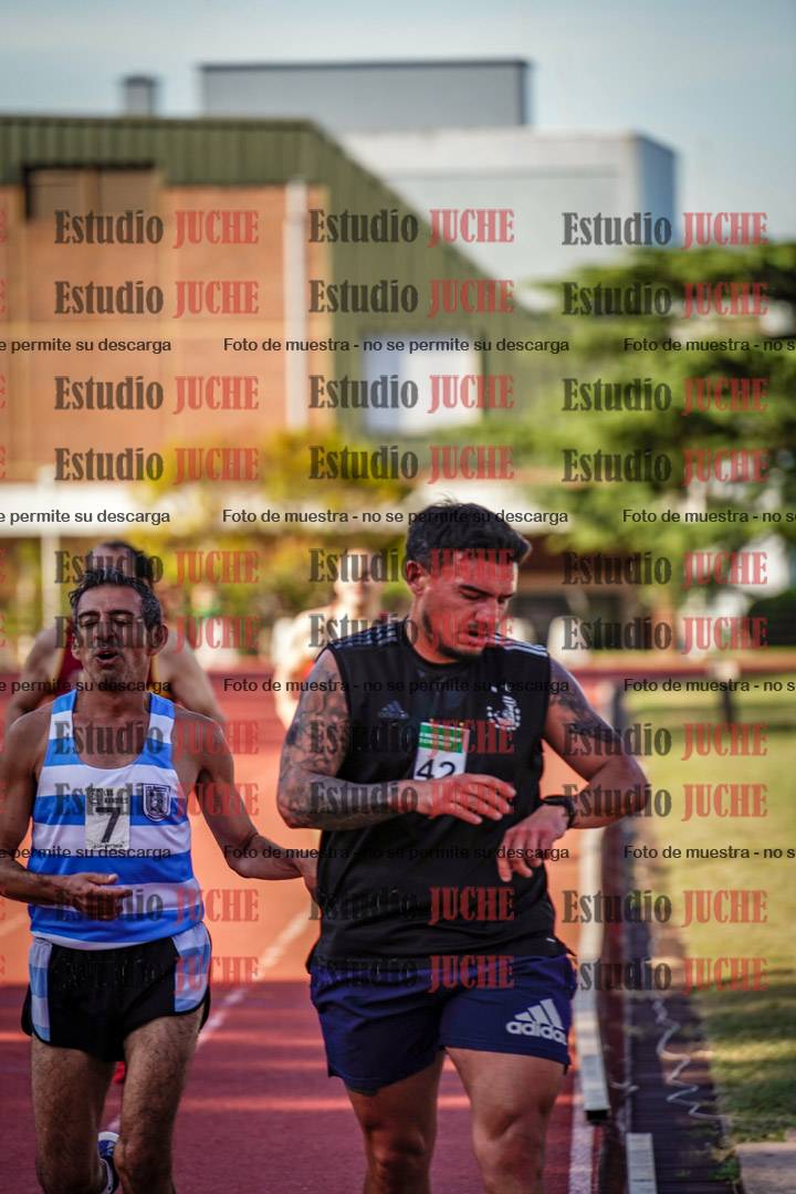 Fotos de los 1500 m llanos de varones