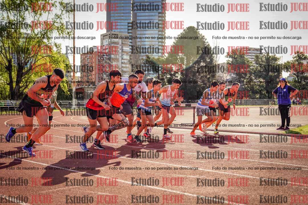 Fotos de los 1500 m llanos de varones