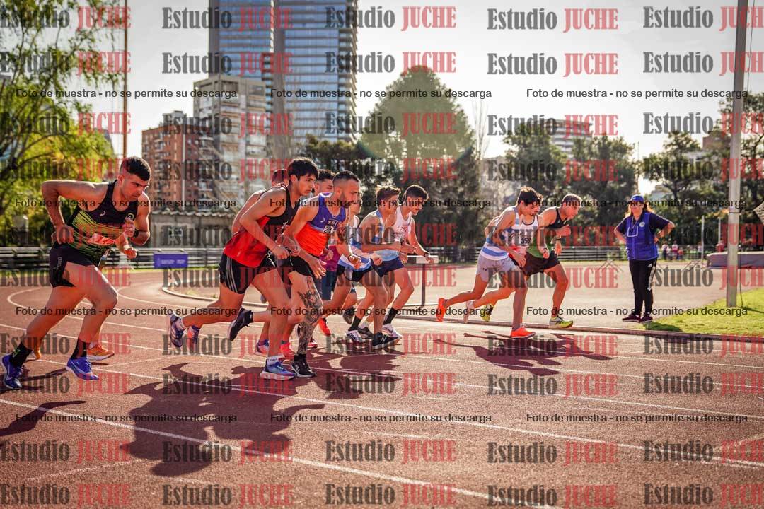 Fotos de los 1500 m llanos de varones