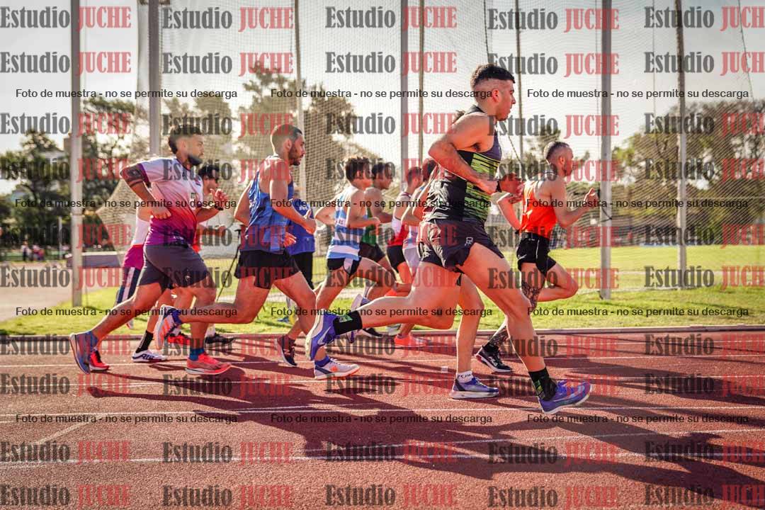 Fotos de los 1500 m llanos de varones