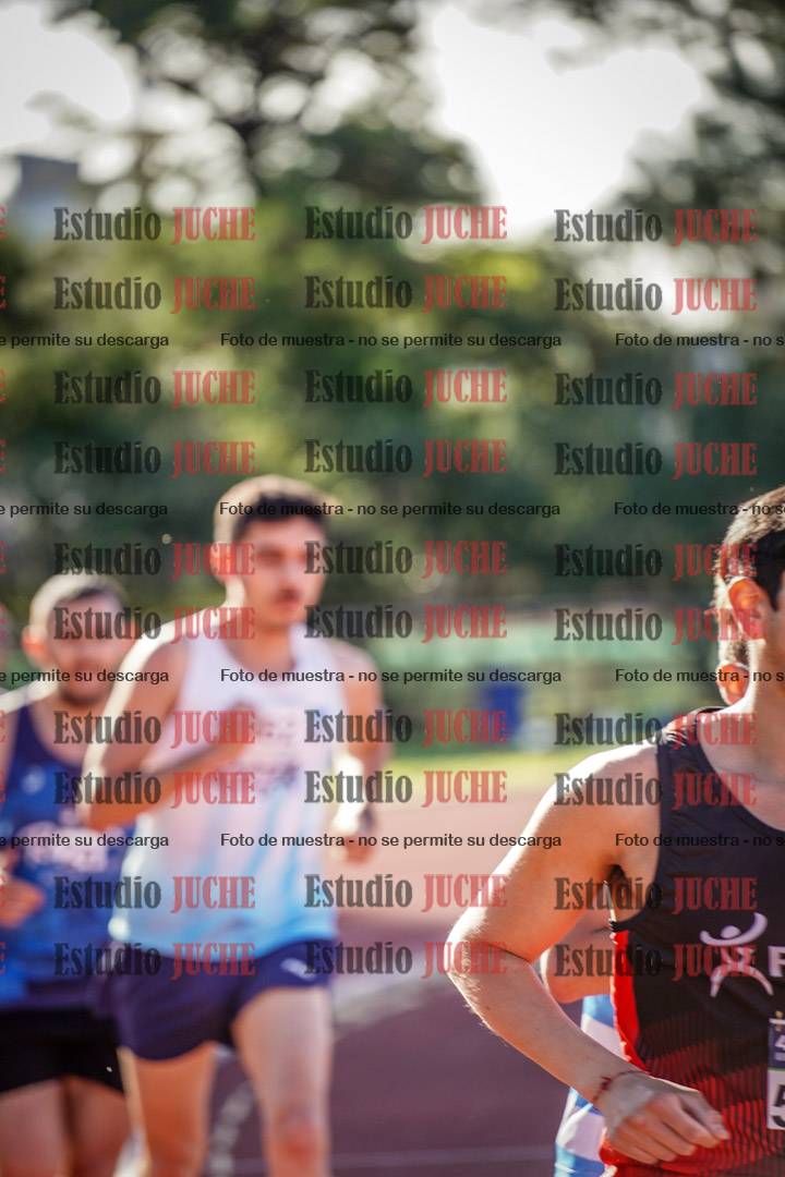Fotos de los 1500 m llanos de varones