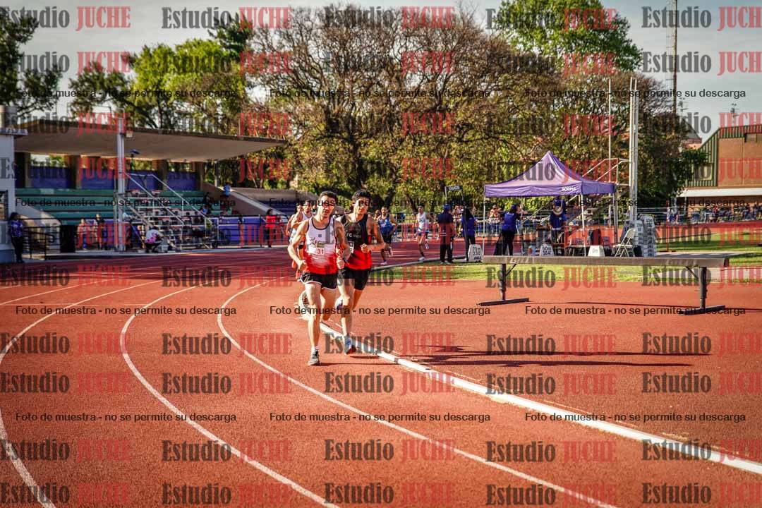 Fotos de los 1500 m llanos de varones
