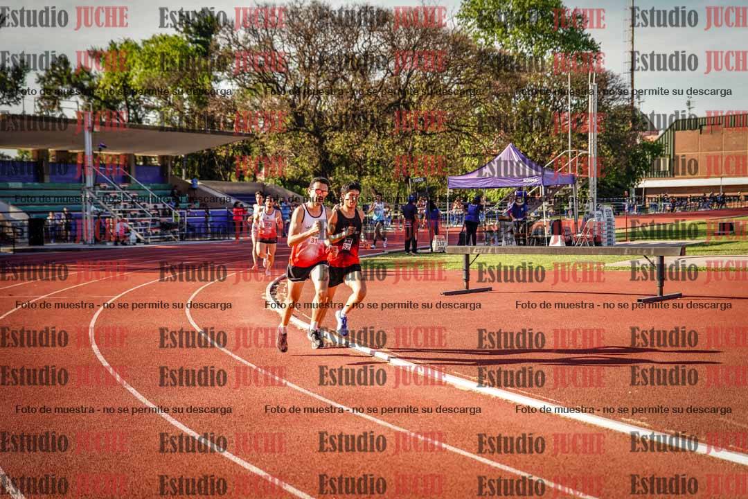 Fotos de los 1500 m llanos de varones