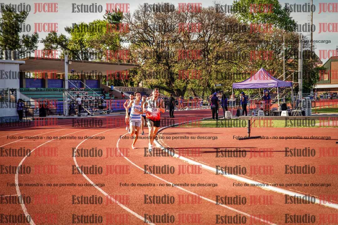 Fotos de los 1500 m llanos de varones