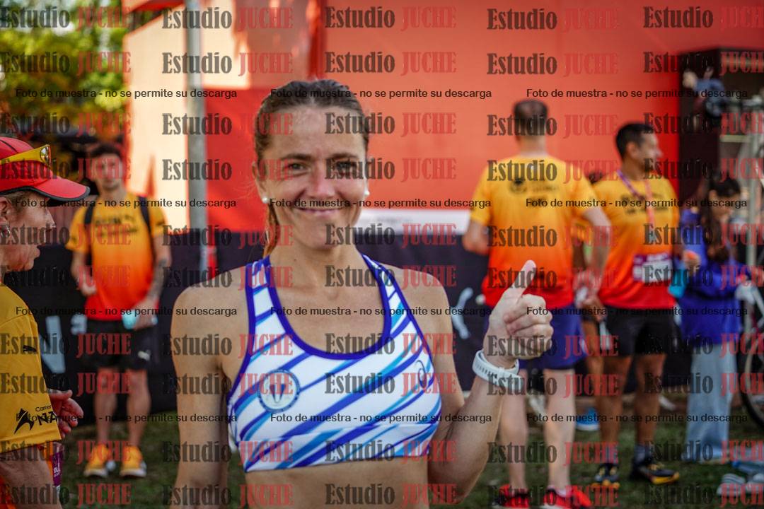 Fotos de algunos extras y podios del evento