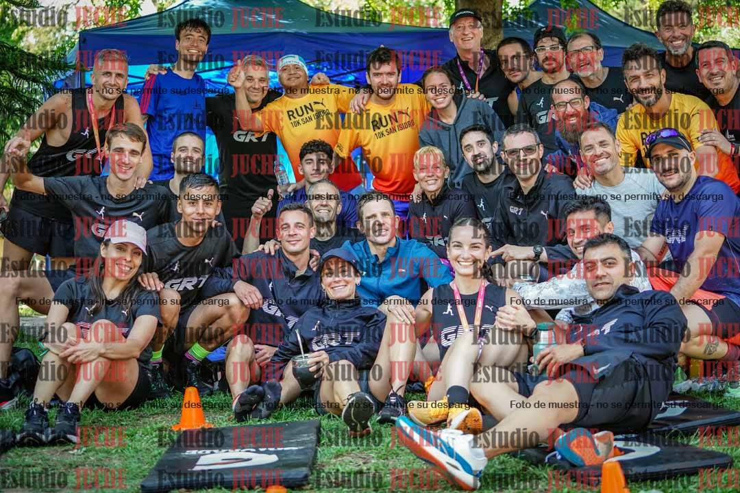Fotos de algunos extras y podios del evento