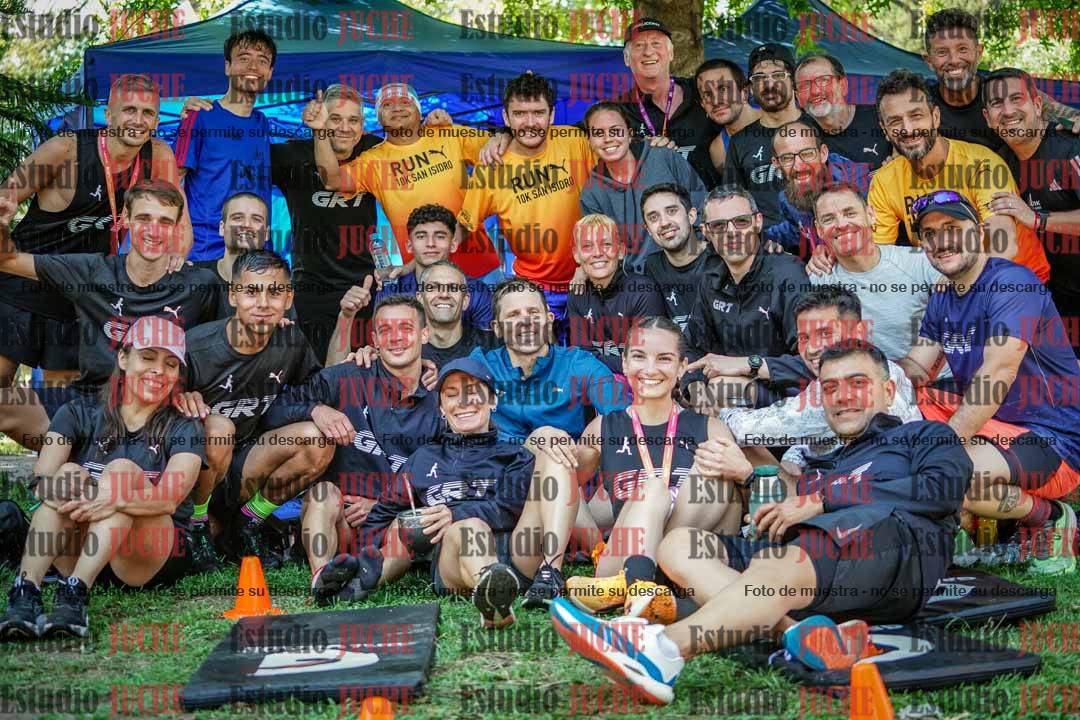 Fotos de algunos extras y podios del evento