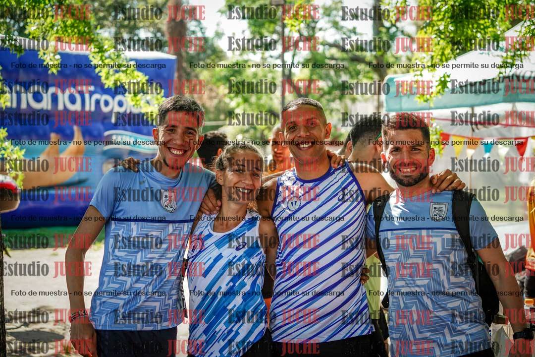 Fotos de algunos extras y podios del evento