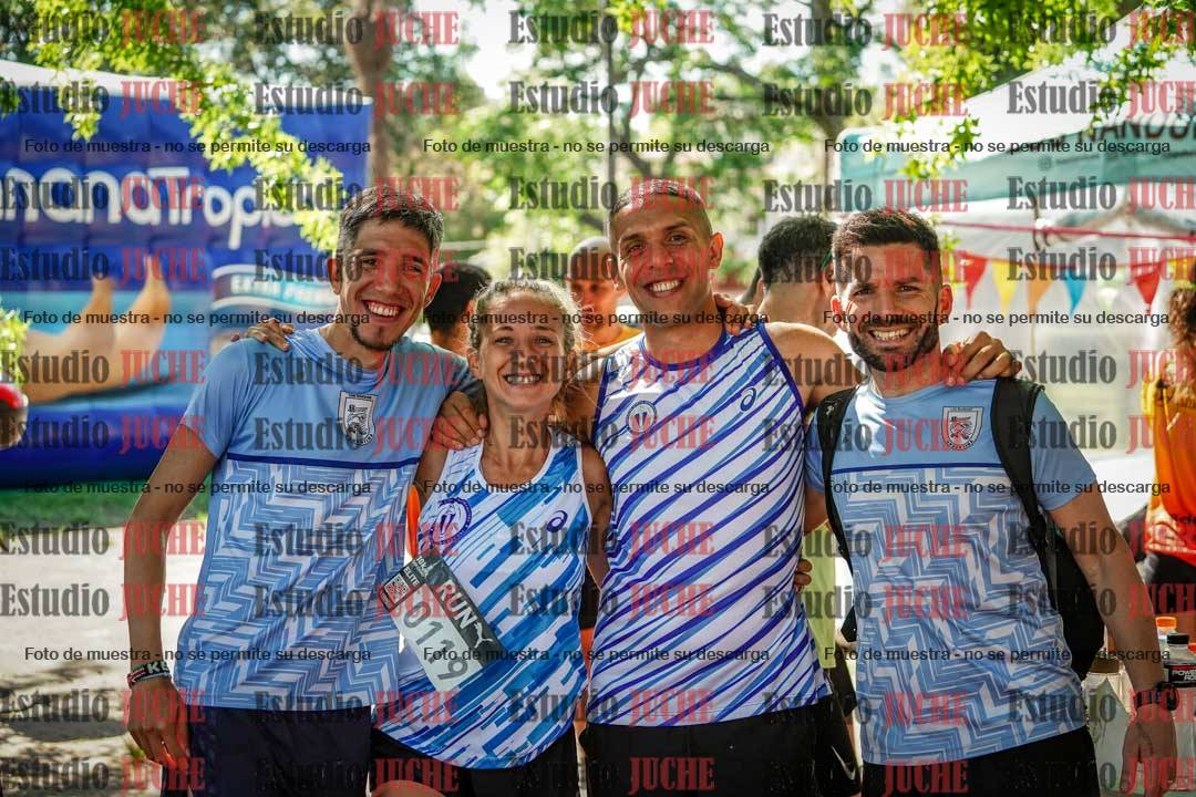 Fotos de algunos extras y podios del evento