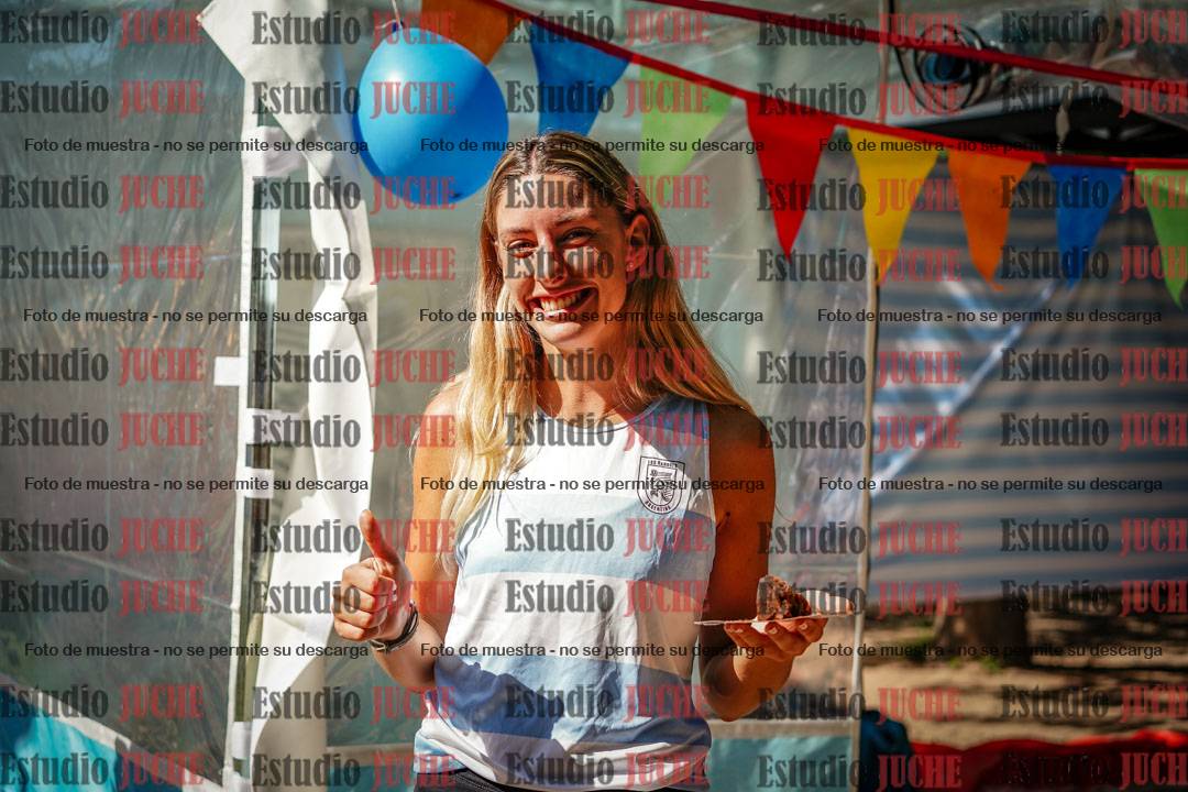 Fotos de algunos extras y podios del evento