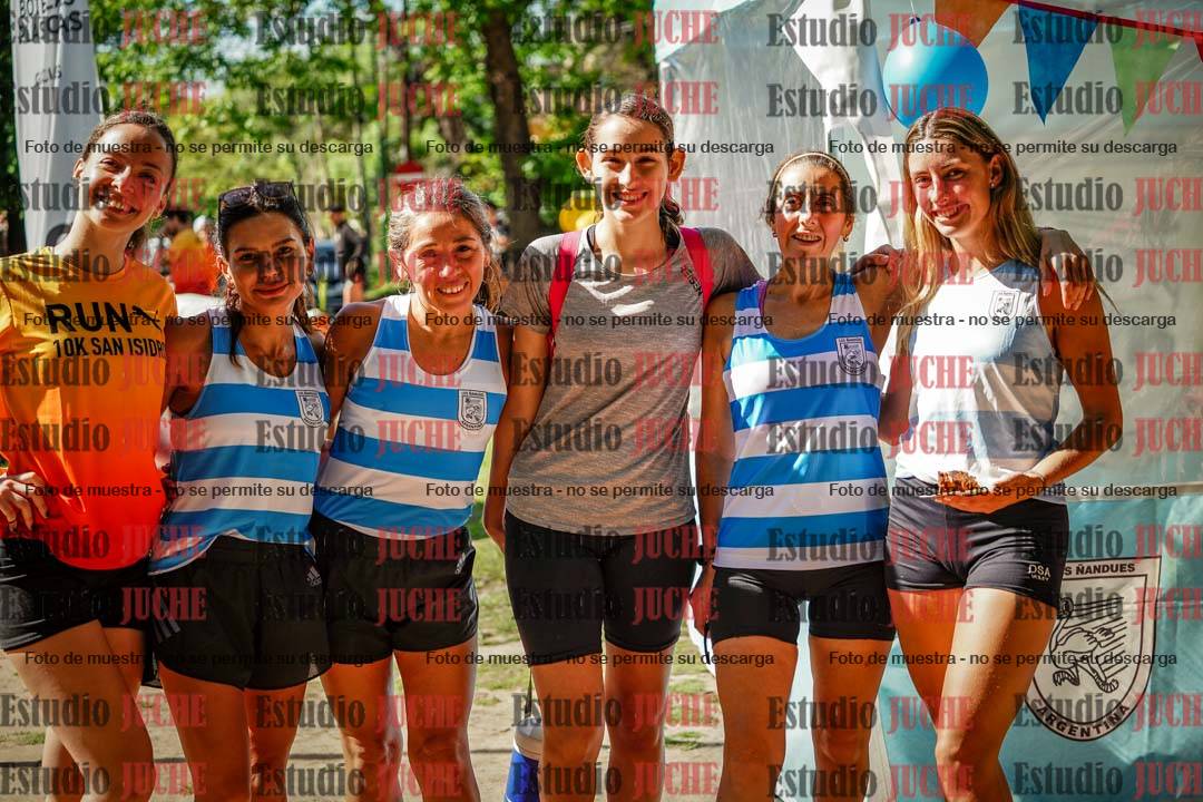 Fotos de algunos extras y podios del evento