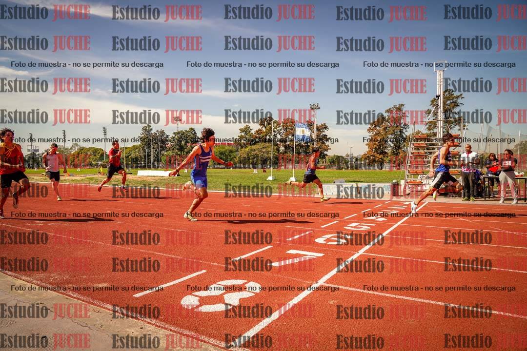 Fotos de los 100 m llanos de varones