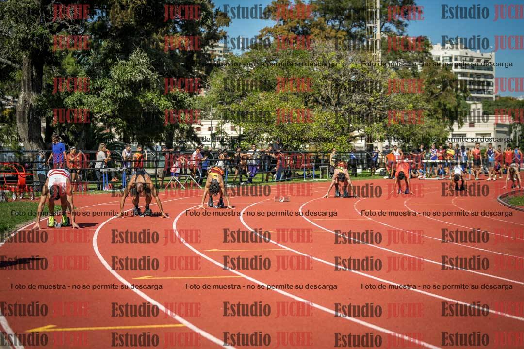 Fotos de los 200 m llanos de varones