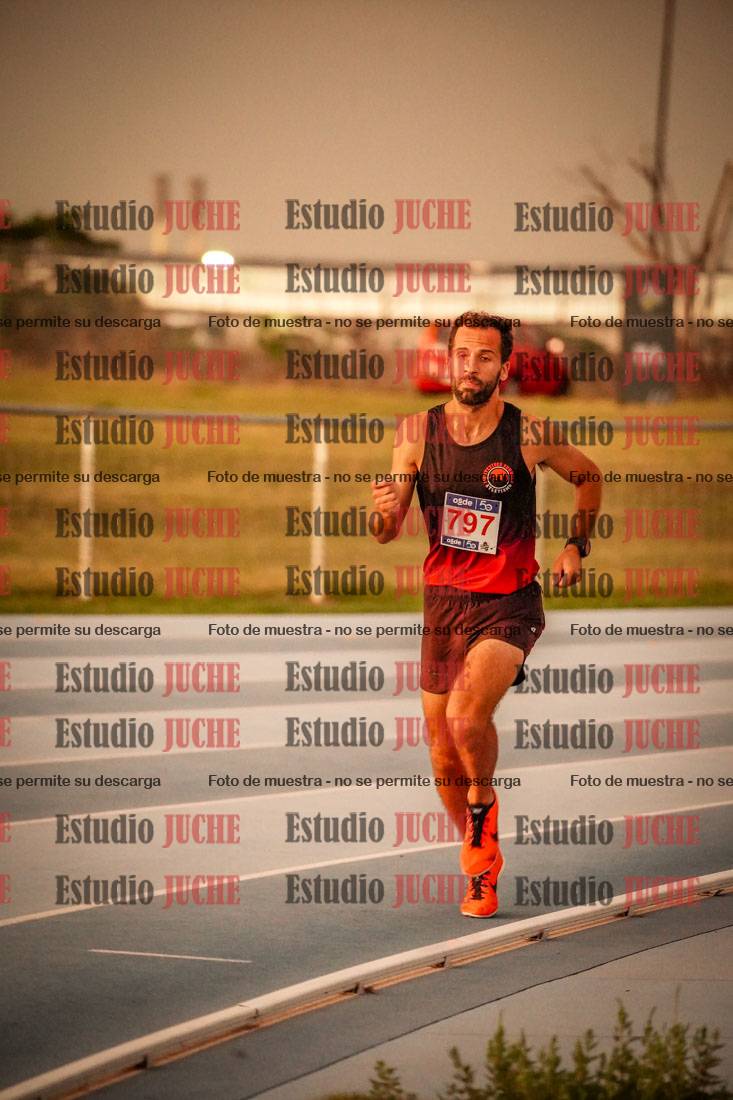 Fotos de los 3000 m llanos de varones