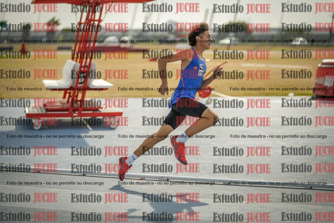 Fotos de los 800 m llanos de varones
