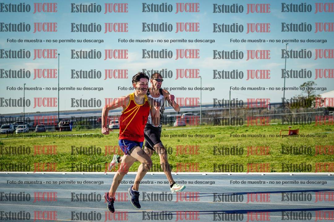 Fotos de los 400 m llanos de varones