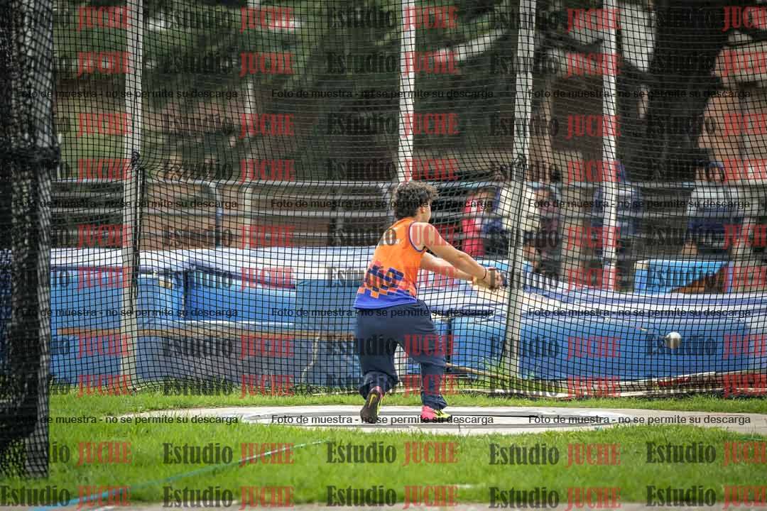 Fotos del lanzamiento de martillo de varones