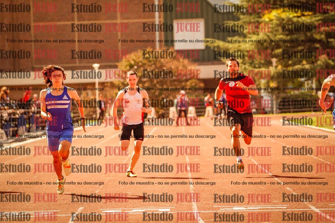 Fotos de los 100 m llanos de varones