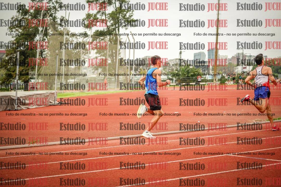 Fotos de los 800 m llanos de varones
