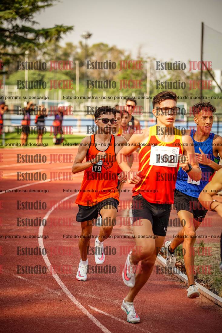 Fotos de los 1500 m llanos de varones