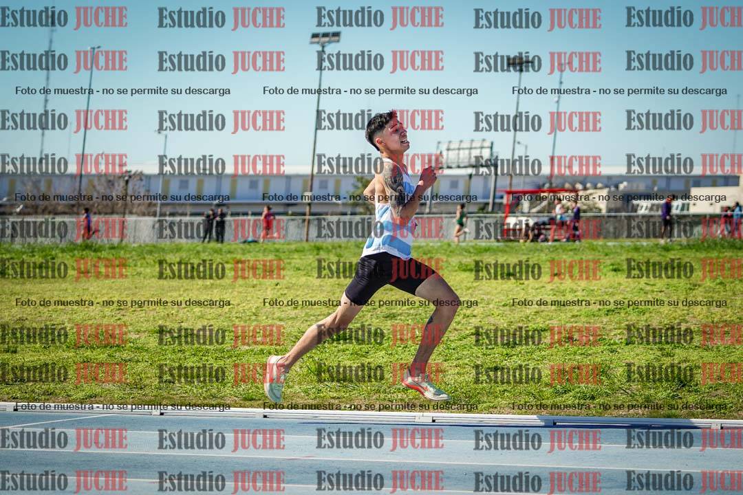 Fotos de los 5000 m llanos de mujeres y varones