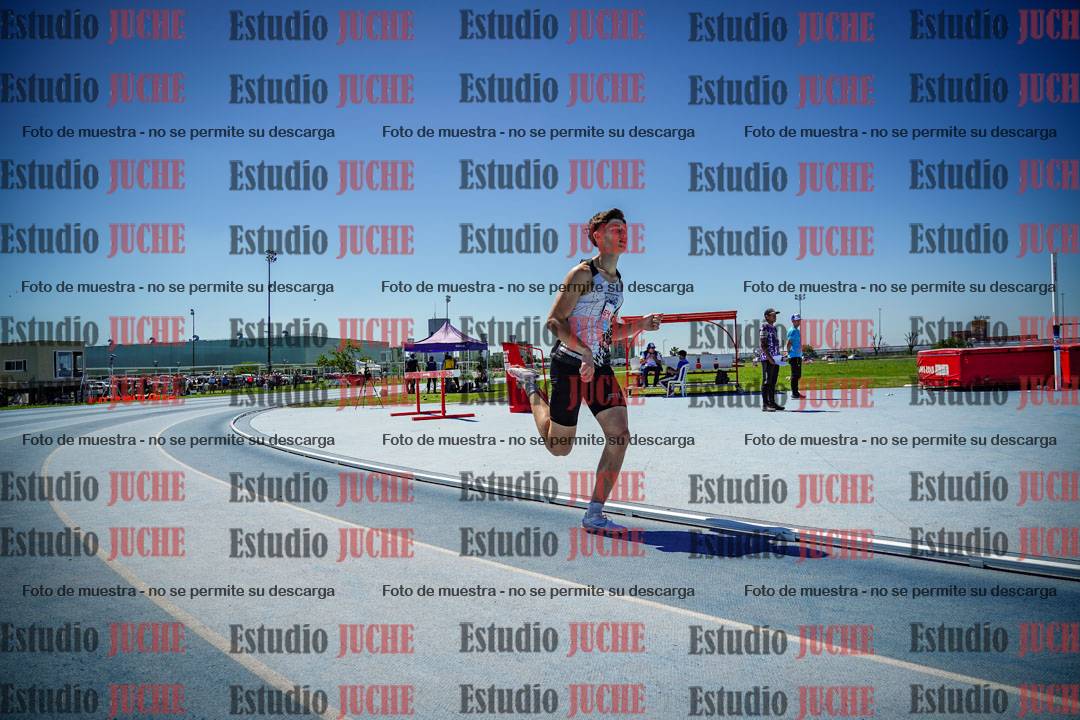 Fotos de los 800 m llanos de varones