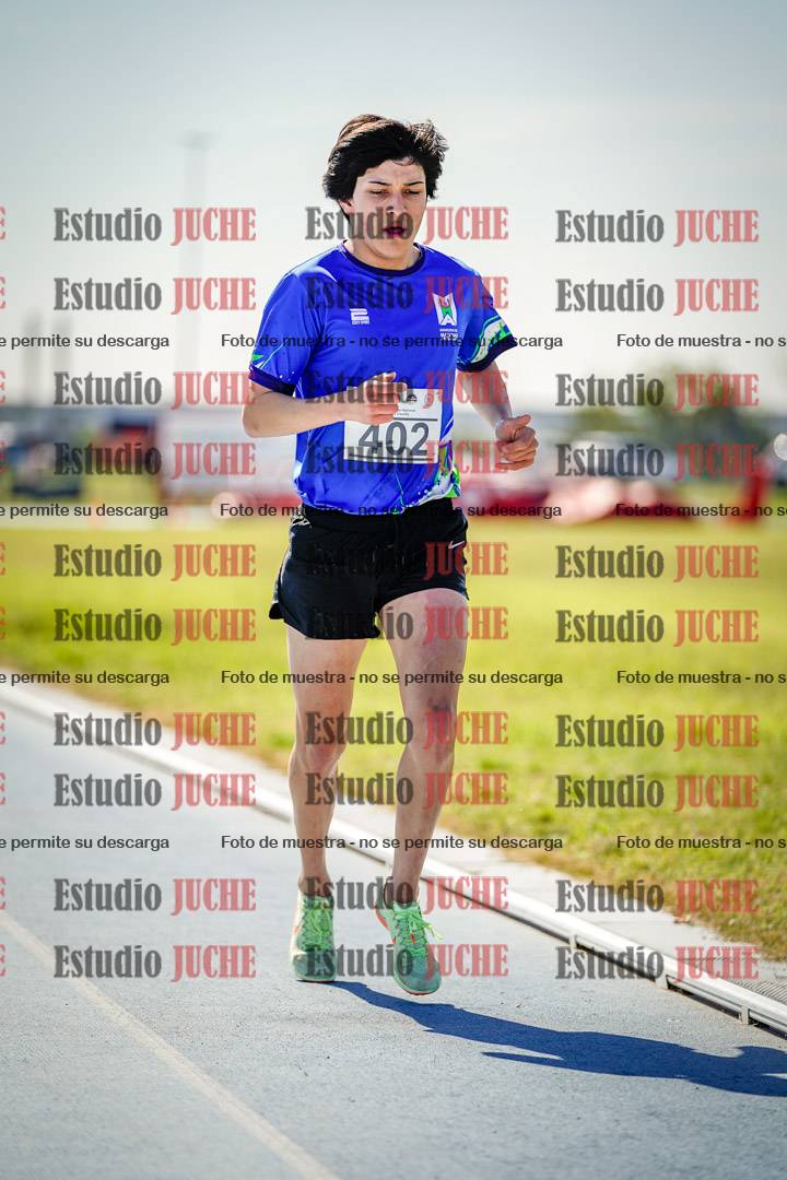 Fotos de los 2000 m con obstáculos de varones