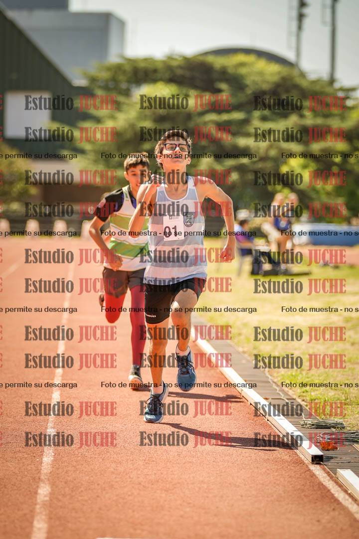 Fotos de los 600 m llanos de varones