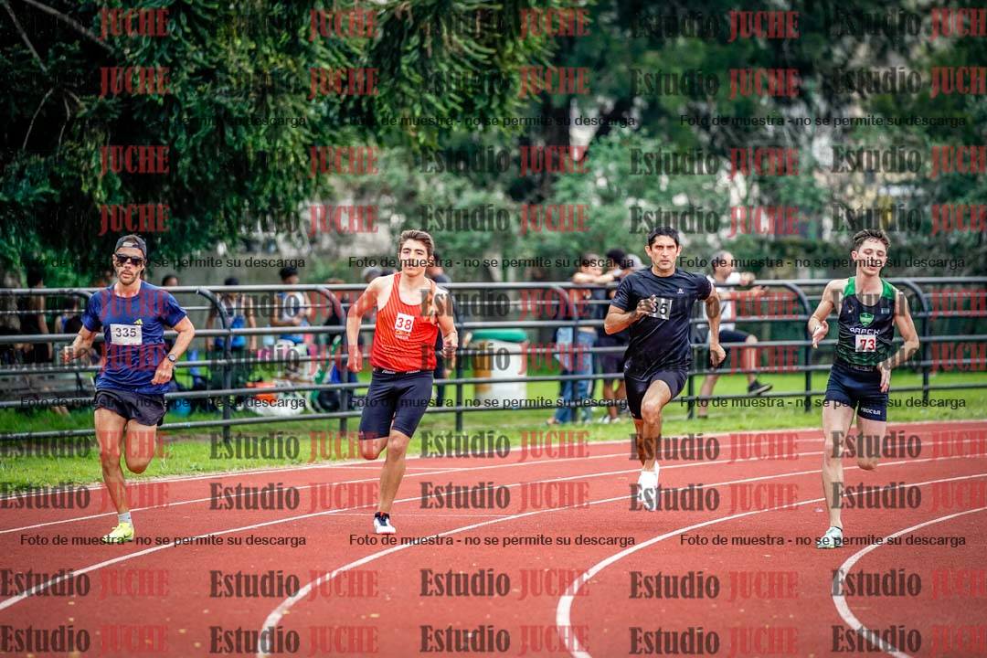 Fotos de los 800 m llanos de varones