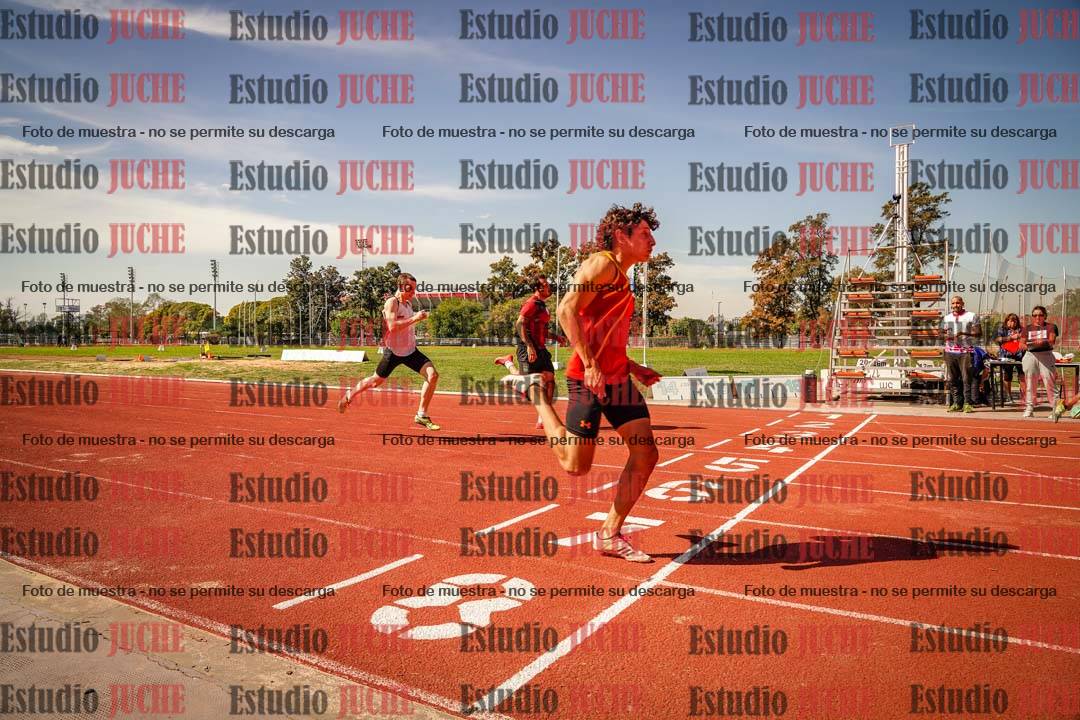 Fotos de los 100 m llanos de varones