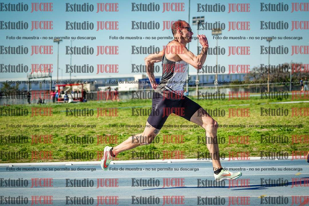 Fotos de los 400 m llanos de varones