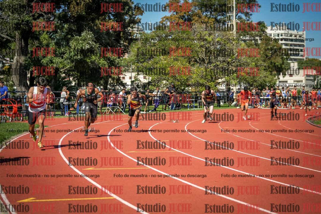 Fotos de los 200 m llanos de varones