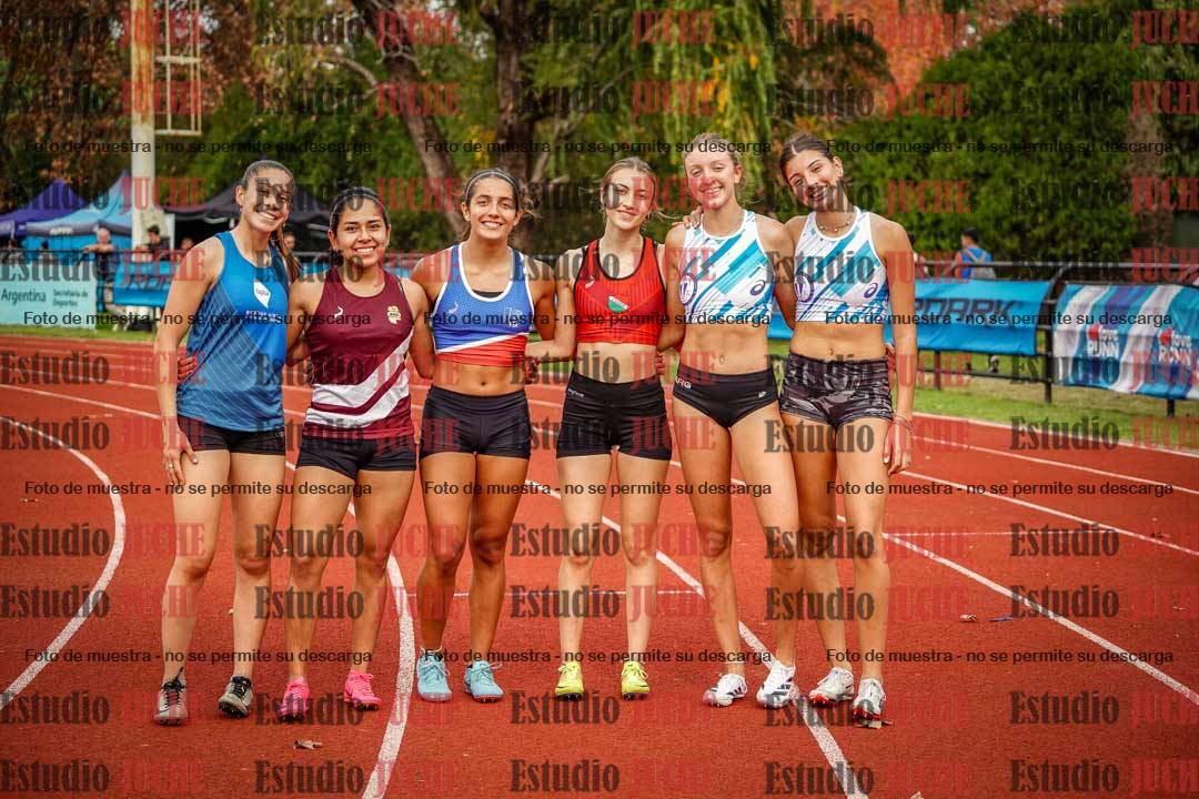 Fotos de algunos extras del día 1