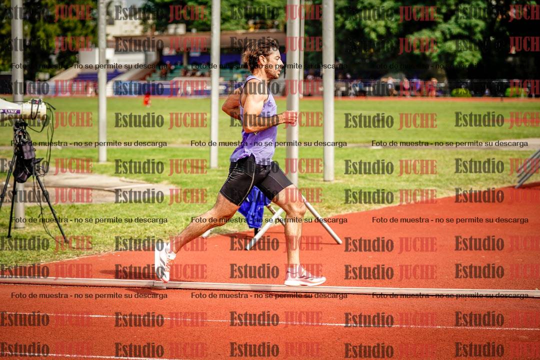 Fotos de los 3000 m llanos de varones