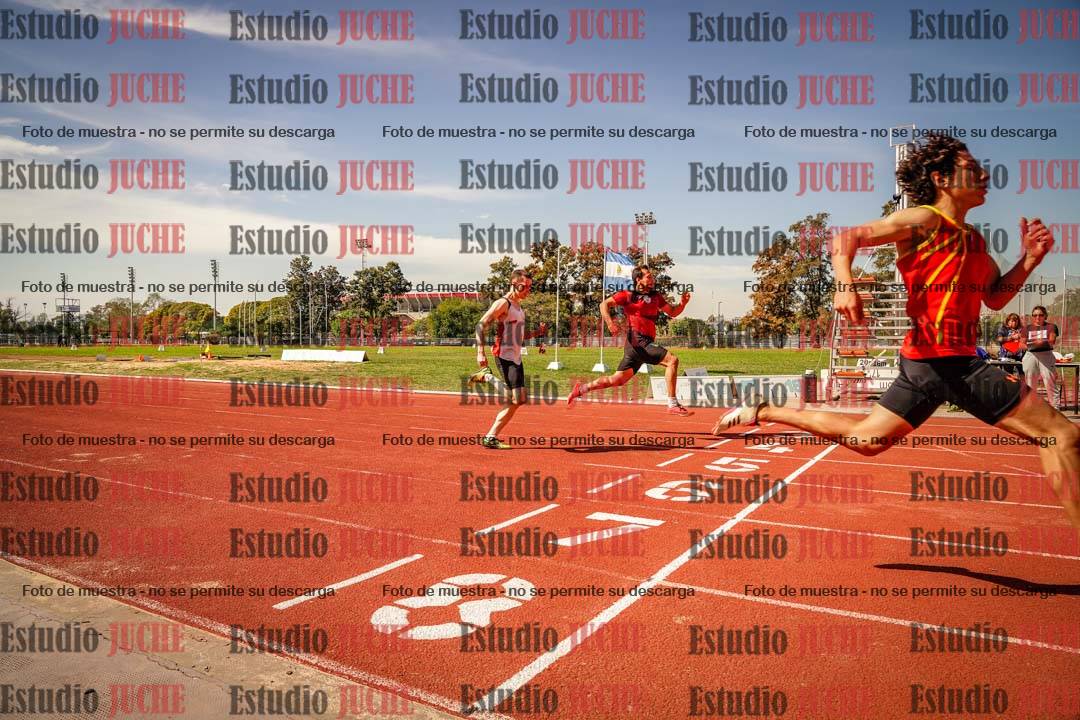Fotos de los 100 m llanos de varones