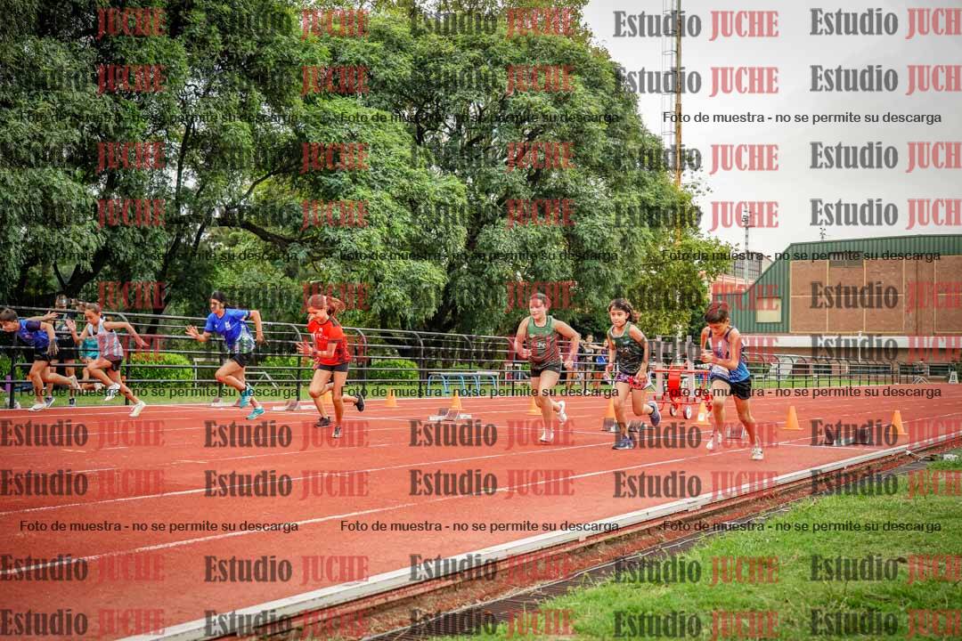Fotos de los 50 m llanos de mujeres