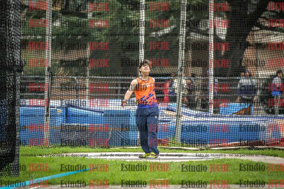Fotos del lanzamiento de martillo de varones