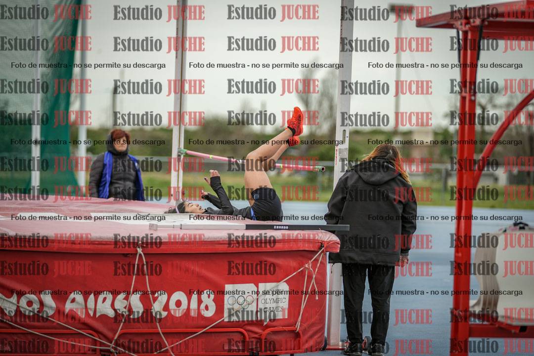 Fotos del salto en alto de mujeres - todas las categorías (incluye combinadas)
